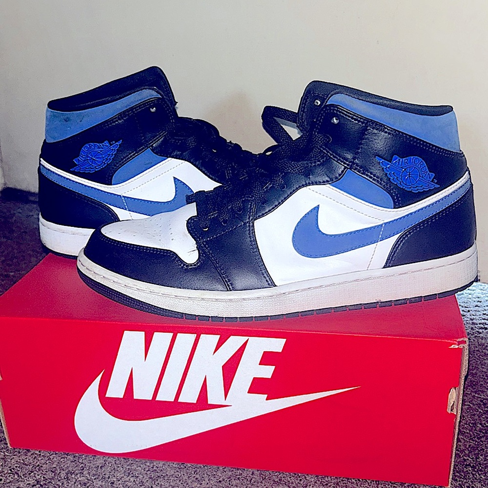 Air Jordan 1